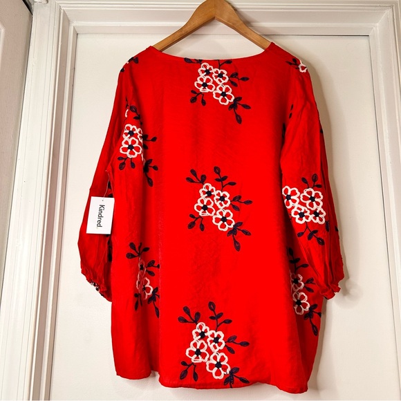 Kindred Floral Embroidered Plus Size Blouse - Size 3X - Picture 5 of 11